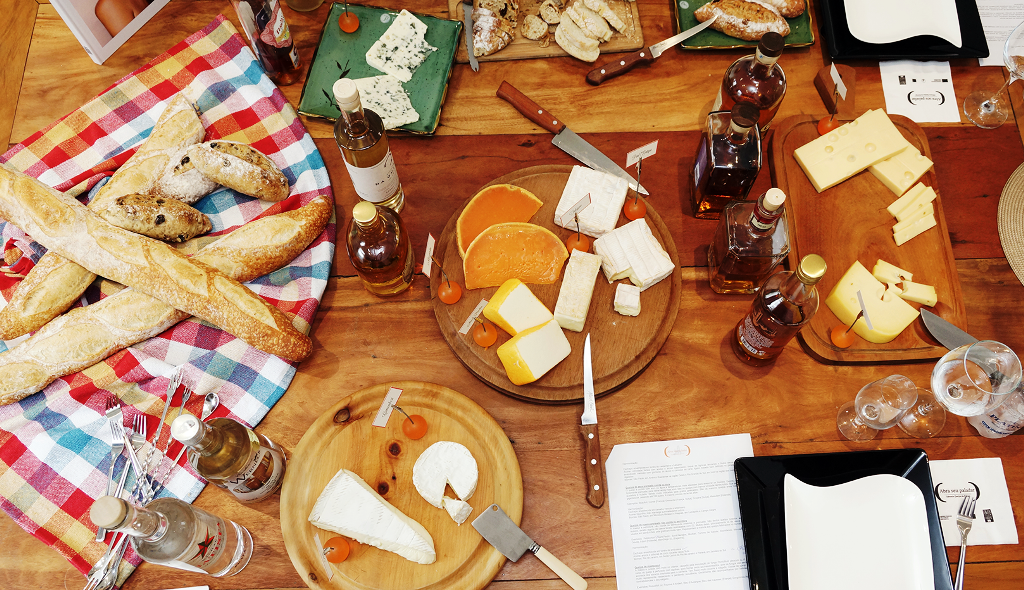 Queijos e cachaça